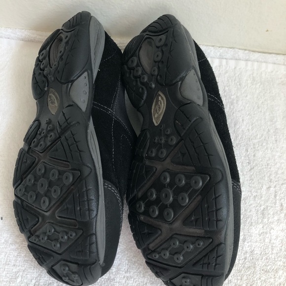 Explore Black Leather Slip On Shoes - Picture 3 of 5